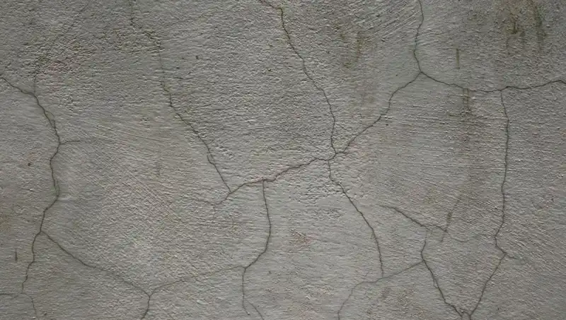 Çatlakları Kendiliğinden Onaran Canlı Beton ile Geleceğin İnşaatı Başlıyor