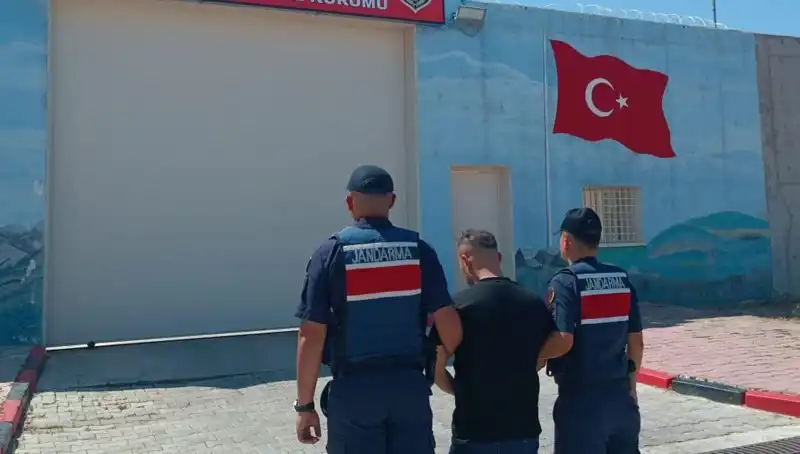 Afyon'da 9 Suçlu Kişi Polisin Dikkatiyle Yakalandı!