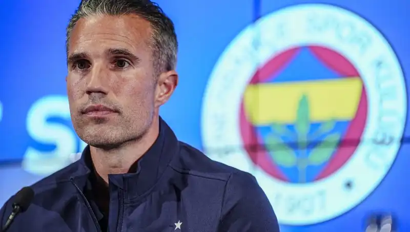 Fenerbahçe ile Robin van Persie'den Şaşırtan Tur Açıklaması!