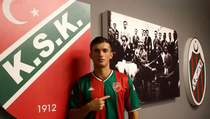 Karşıyaka Spor Kulübü'nde Transfer Hareketliliği Devam Ediyor!