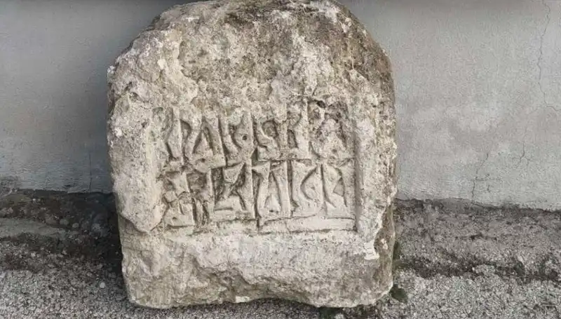 Adana’da Tarihi Eser Operasyonunda 200’ün Üzerinde Eşya Ele Geçirildi