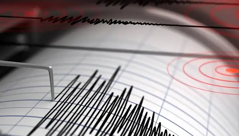 Manisa'da 4 Büyüklüğünde Deprem: Halkta Panik Yaratan Olay