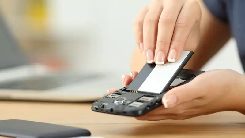 Xiaomi CEO'su Karpuz Testi ile Batarya Dayanıklılığını Kanıtladı!