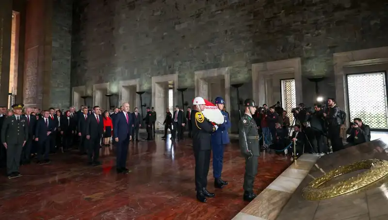 Anıtkabir’de Devlet Erkanının Katıldığı Özel Tören Gerçekleşti