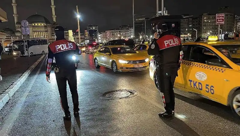 Huzur İstanbul Operasyonunda Geceye Damga Vuran Gözaltılar