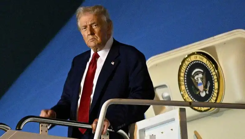 ABD Başkanı Trump’tan Lahey’deki NATO Zirvesi'ne Yoğun Katılım Kararı
