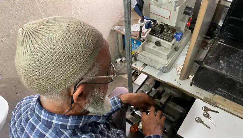 28 Yılda 4 Metrekarelik Dükkanda Bir Hayat Hikayesi