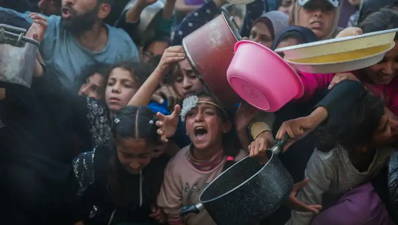 Gazze’de Açlık Krizi Derinleşiyor: Un Stokları Tamamen Tükendi!