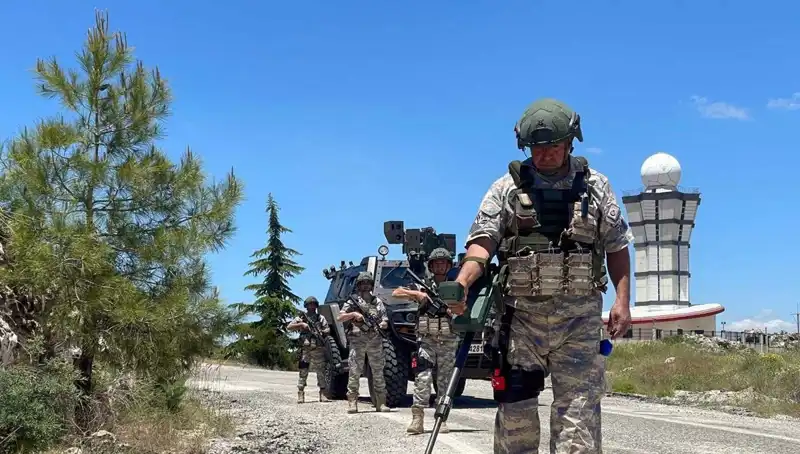 Bayramda Mehmetçik Devam Eden Nöbetiyle Vatanseverliğini Gösterdi