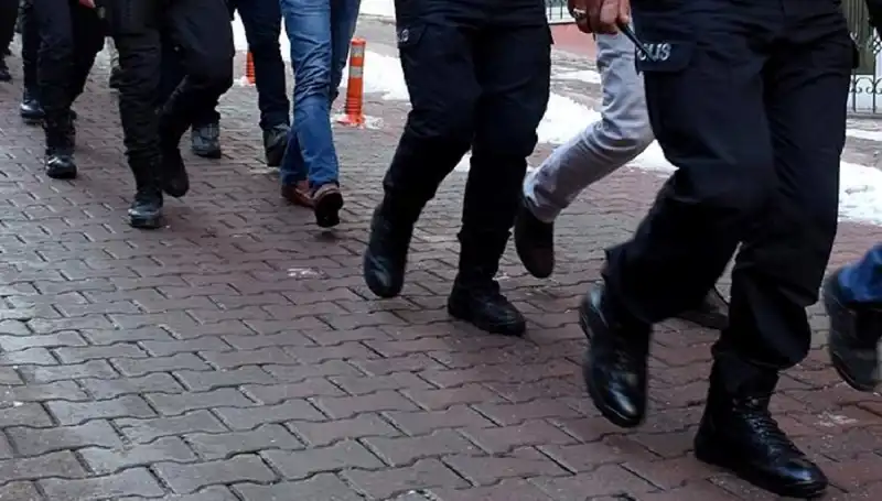MİT ve Emniyet Ortaklaşa FETÖ Operasyonuyla Çeteleri Çökertti