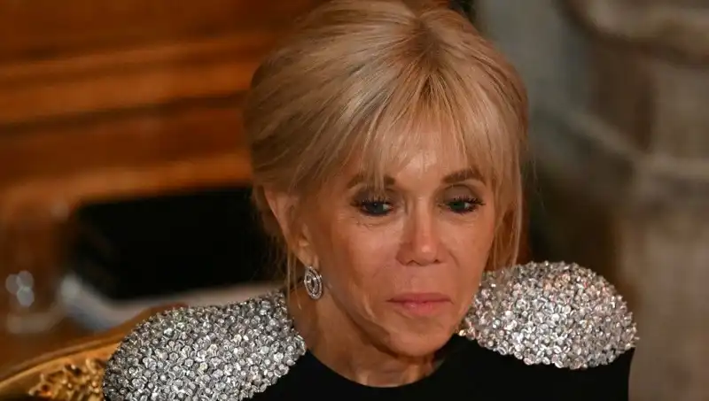 First Lady Davasında Şaşırtan Karar: "Erkek Olarak Doğdu" Yalanı Çöktü