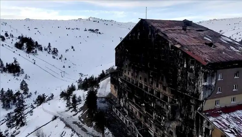 Kartalkaya'daki Yangın Faciasında 6 Kişi Tutuklandı, Mahkeme Süreci Başladı