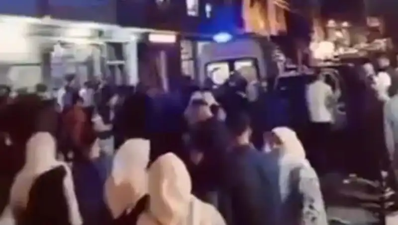 14 Yaşındaki Kader'in Balkondan Düşmesi Aileyi Sarsan Olay