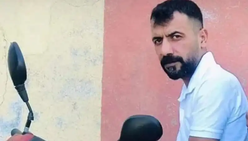 Yılan Isırığı Sonucu Yaşamını Yitiren Genç, Aileyi Yasa Boğdu