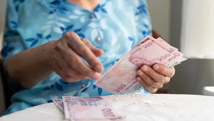 Dolandırıcılar Yine İş Başında: Emeklilere Özel Yeni Tuzaklar