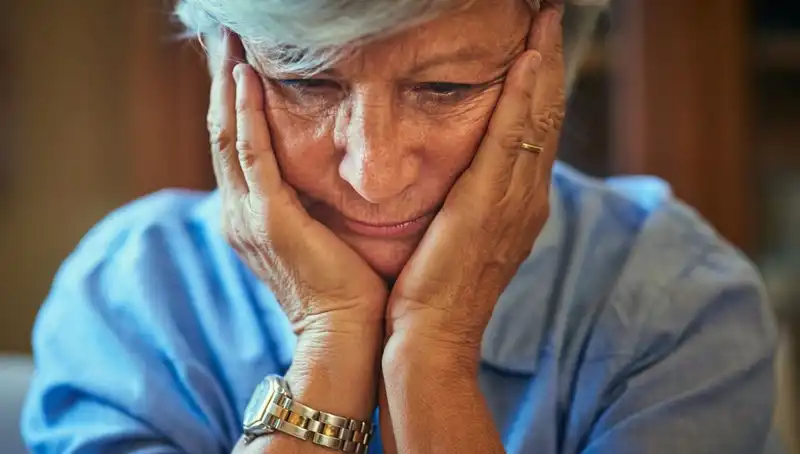 Erken Yaşta Alzheimer: 40'lı Yaşlarında Stresle Yüzleşen Bir Kadının Hikayesi