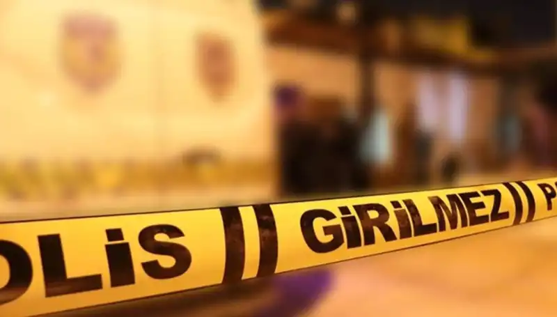 İzmir'de Aile İçi Kavga: Bir Çocuk da Dahil 4 Kişi Ağır Yaralandı