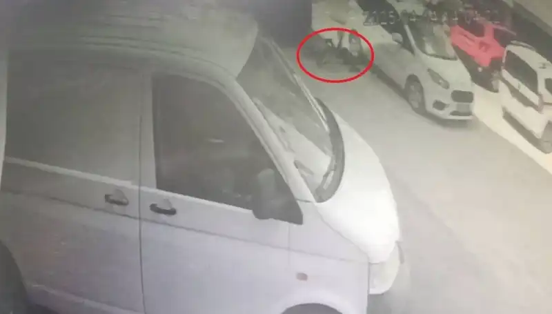 Bisiklet Süren Çocuk Korkunç Bir Kazadan Son Anda Kurtuldu