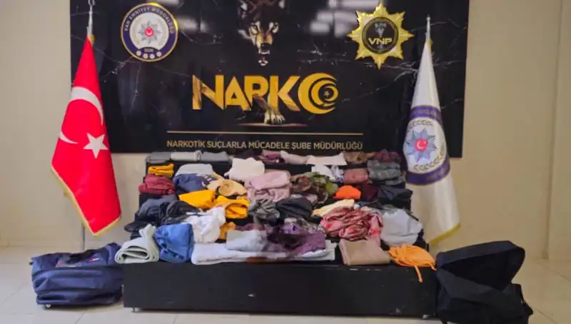 Türkiye'nin En Büyük Narkotik Operasyonunda 32 Kilo Metamfetamin Ele Geçirildi