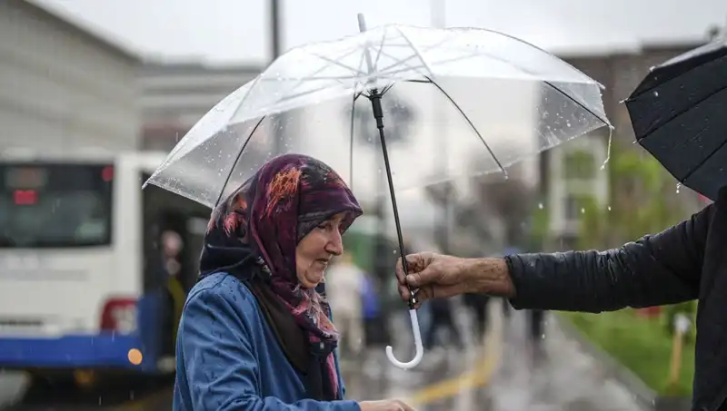Yurt Genelinde Gök Gürültülü Sağanak Yağış Bekleniyor: Hava Durumu Analizi