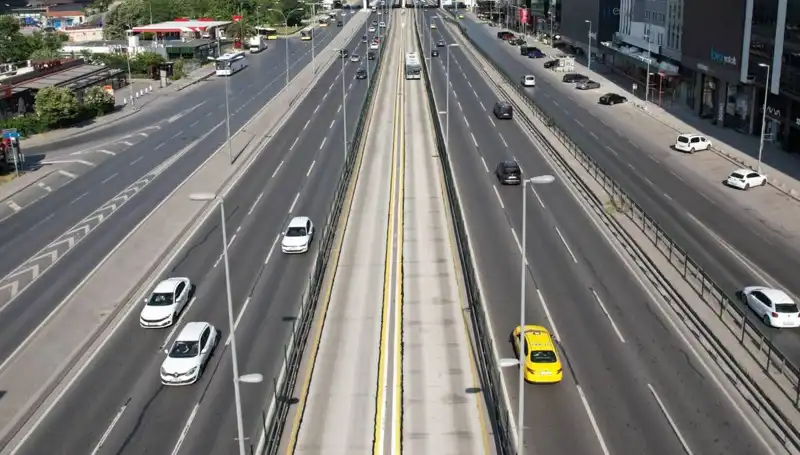 Bayramda İstanbul’un Yolları Boşaldı: Nedenleri ve Sonuçları