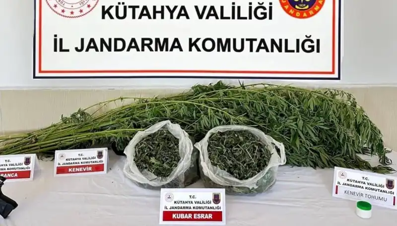 Kütahya'da Uyuşturucu Operasyonu: Bir Kişiyi Takibe Aldı