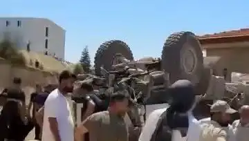 Freni Patlayan İş Makinesi Takla Attı: İnşaat Alanında Dehşet Anları
