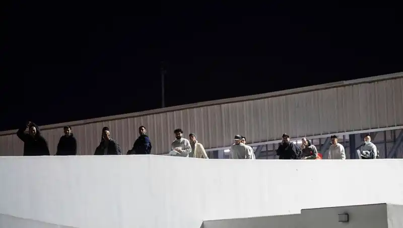 Düzensiz Göçmenler İki İl'de Yakalandı: Sığınmacı Krizine Yeni Bir Boyut