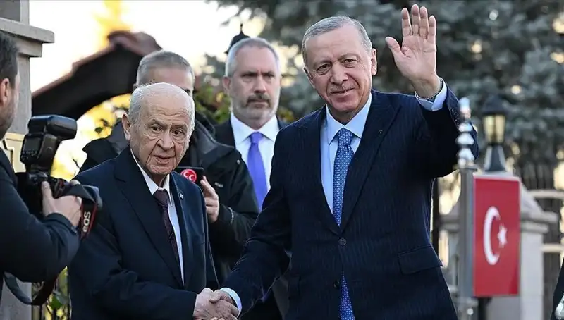 Cumhurbaşkanı Erdoğan'dan Devlet Bahçeli Ziyareti: Siyasi Gelişmelere Yeni Bir Boyut Mu Katacak?