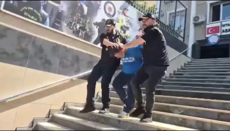 Ümraniye'de 600 Bin Liralık Gasp Olayında Dramatik Takip