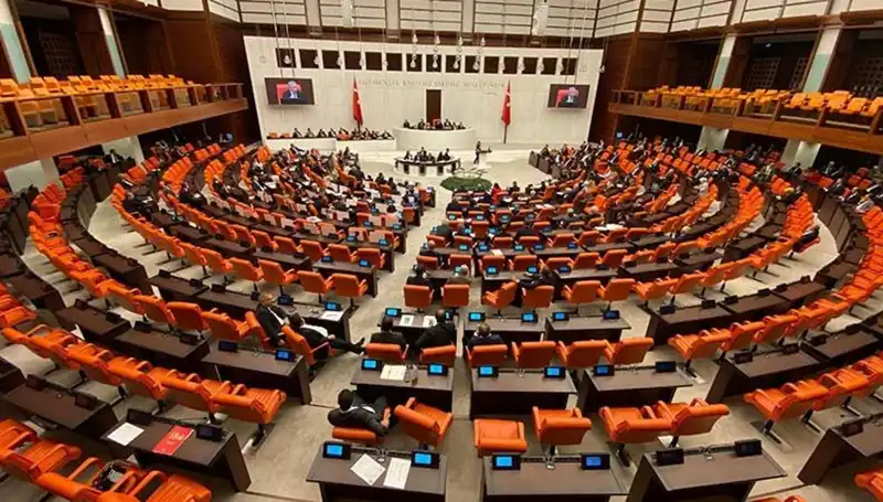 Emekli İkramiyesinde Tarihi Artış: TBMM’den Onaylanan İlk 4 Madde