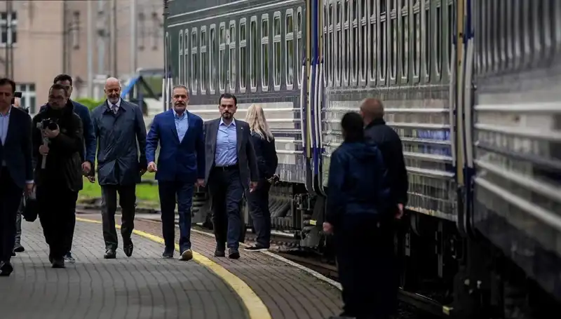 Dışişleri Bakanı Fidan’dan Ukrayna’ya Tarihi Ziyaret: İlişkilerde Yeni Bir Dönem mi Başlıyor?