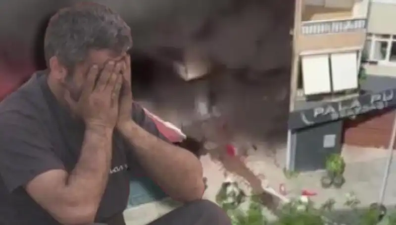 Ataşehir’de Yangın Felaketi: İş Yeri Sahibinin Yaşadığı Drama Şahitlik Edildi