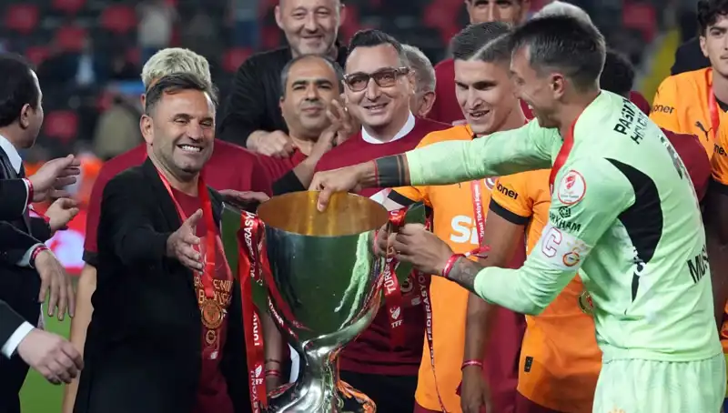 Okan Buruk'tan Galatasaray'a Hedef Bunu Başarmak İstiyorum Açıklaması